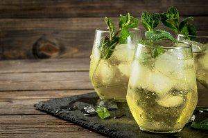 3 Low Alcohol Cocktails To Drink All Day Long on Thanksgiving. CHEERS!