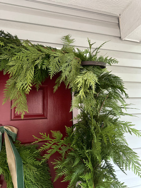 Fresh Cedar Christmas Garland | Real Western Cedar Garland from Oregon – Sustainable Evergreen Holiday Decor | Christmas Mantel & Staircase Greener