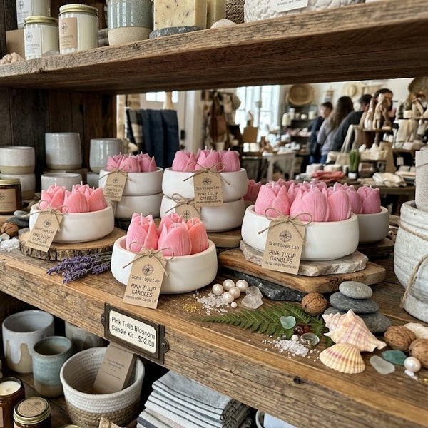 The Tulip Blossom Candle - Cork & LeafcandlesUnscented