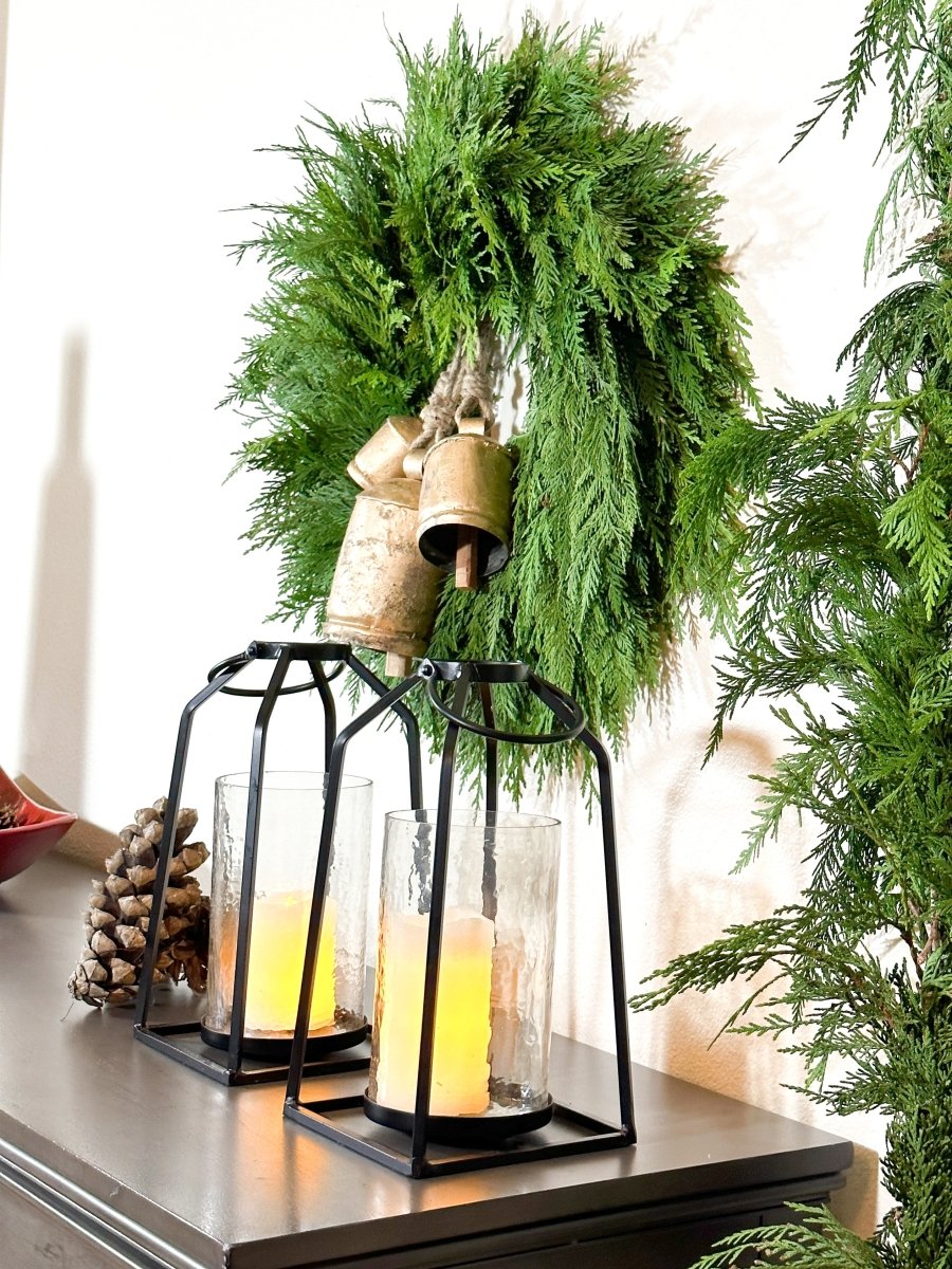 Fresh PNW Cedar Christmas Wreath handcrafted in Oregon with sustainably sourced cedar. Minimalist evergreen décor and eco-friendly holiday gift option, delivered to your door.
