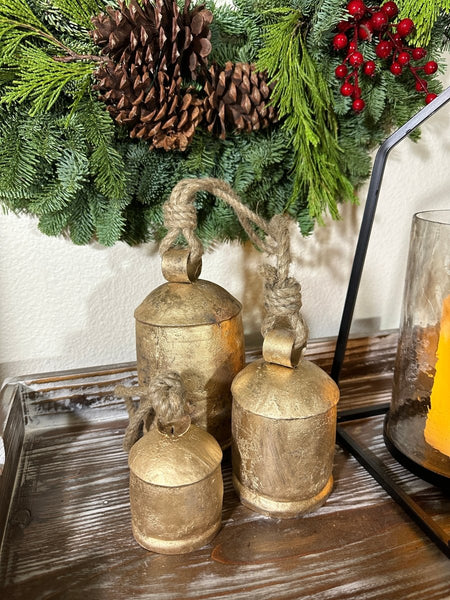 PNW Cedar Wreath - Eco-Friendly Fresh Christmas Wreaths for Delivery - Cork & Leafchristmas wreathsSet of 3 Harmony Cow Bells