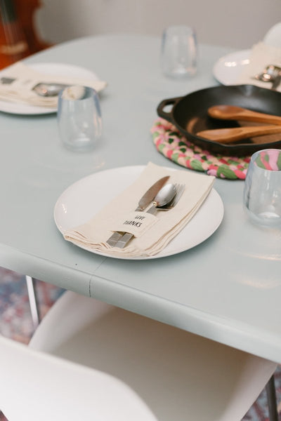 Pocket Palate: Set of 4 Napkins with Multifunctional Word Pockets" - Cork & Leaf